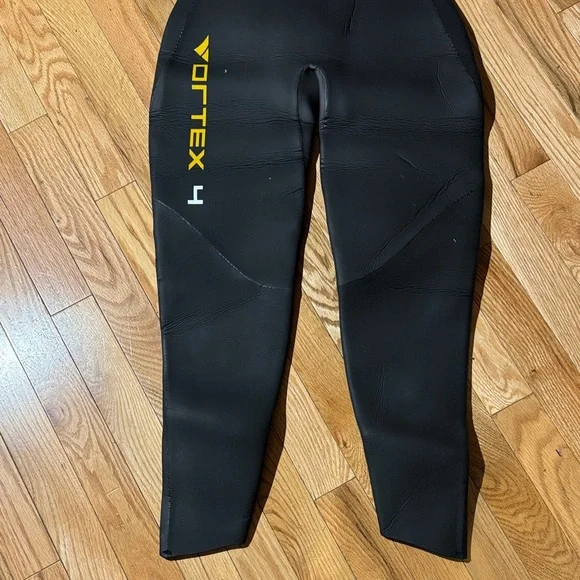 Womens XTERRA Vortex 4 Wetsuit M - Picture 2 of 8